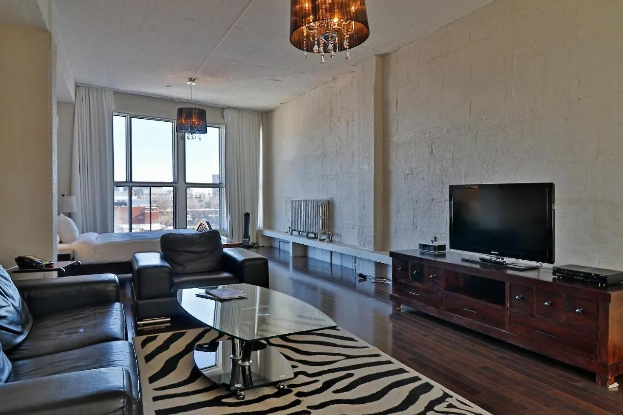 Loft Hotel Montreal 4*,