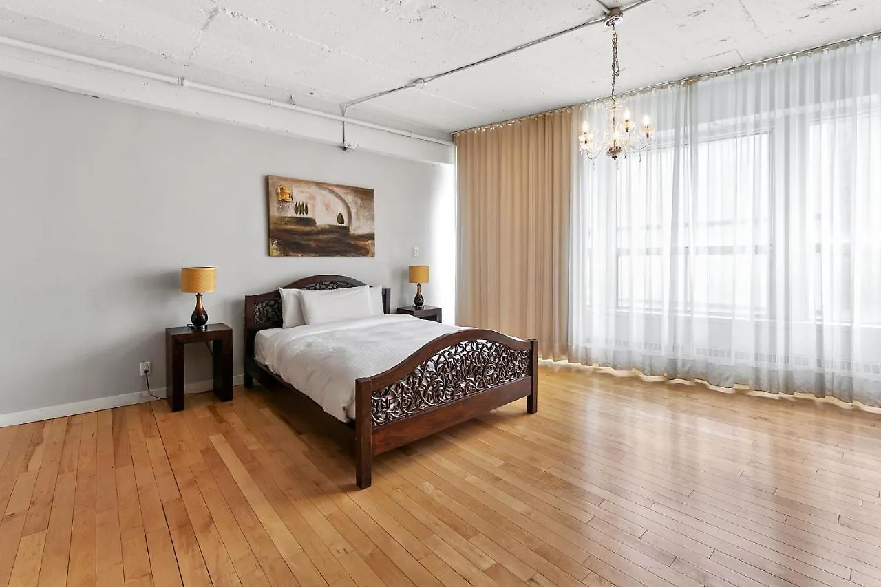 Loft Hotel Montreal 4*,